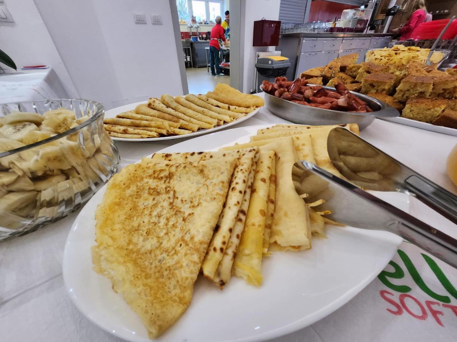 Bucimas Kompleksi Cfn Albania מראה חיצוני תמונה