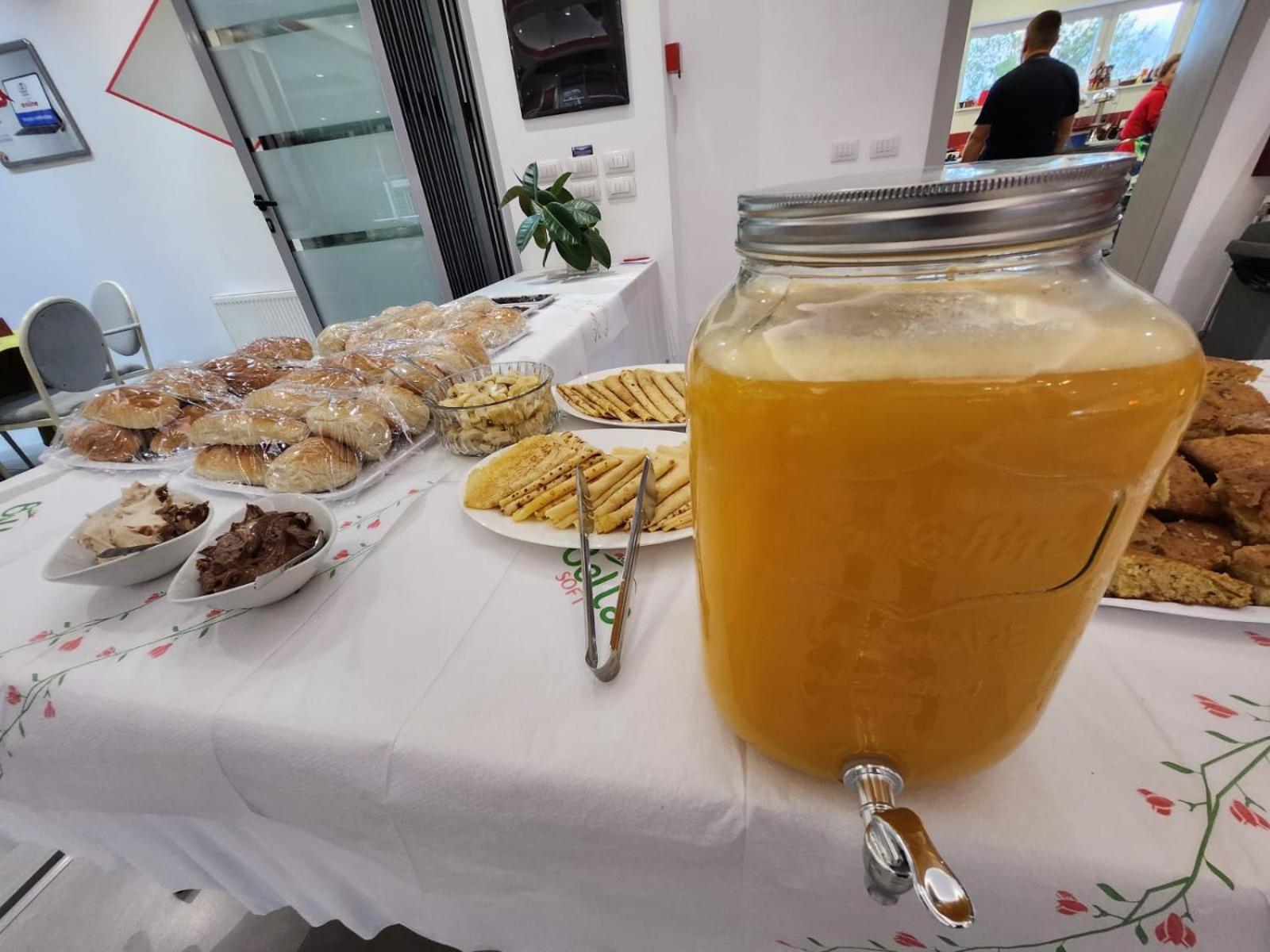 Bucimas Kompleksi Cfn Albania מראה חיצוני תמונה